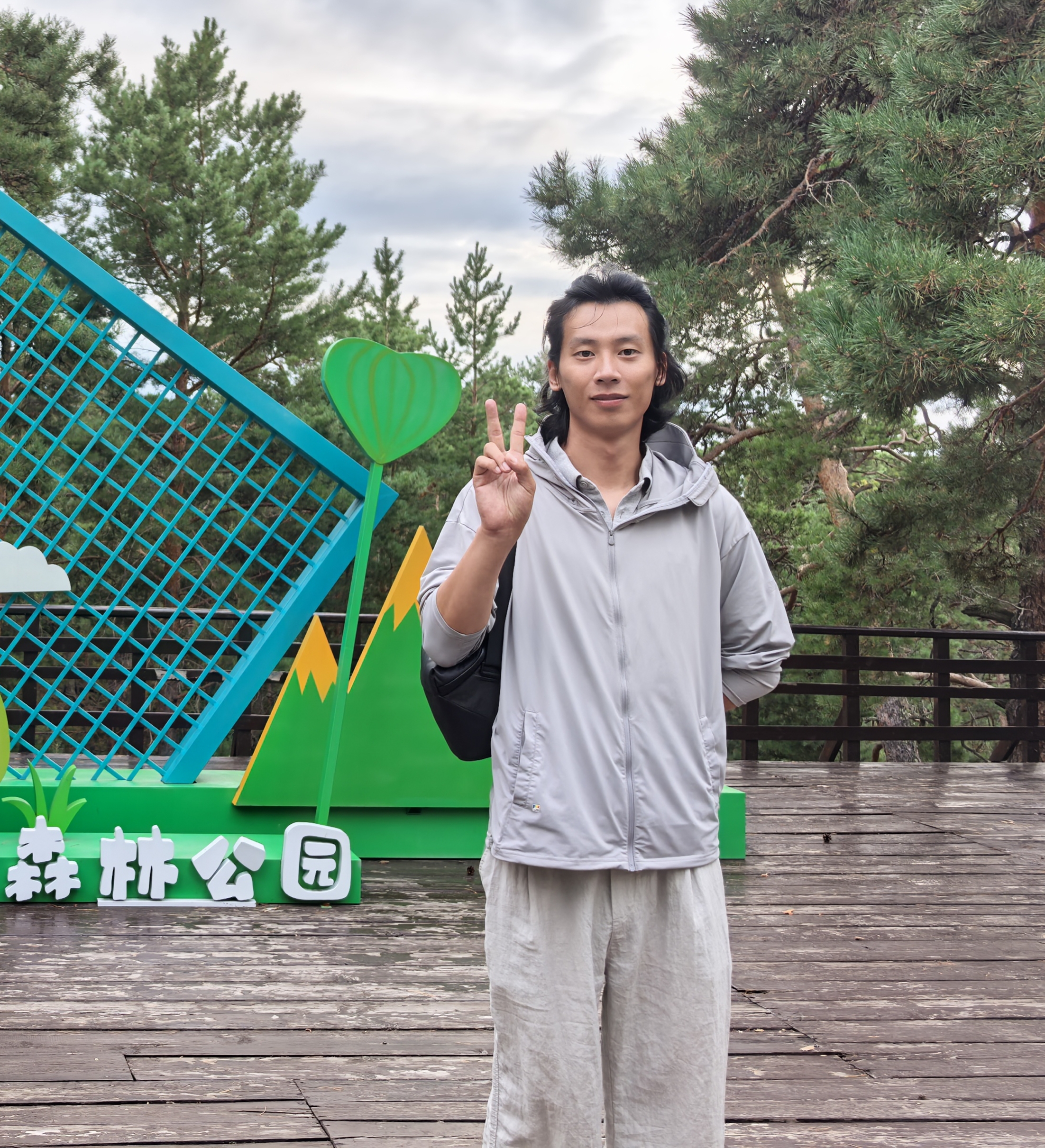 Portrait of Tao Zheng